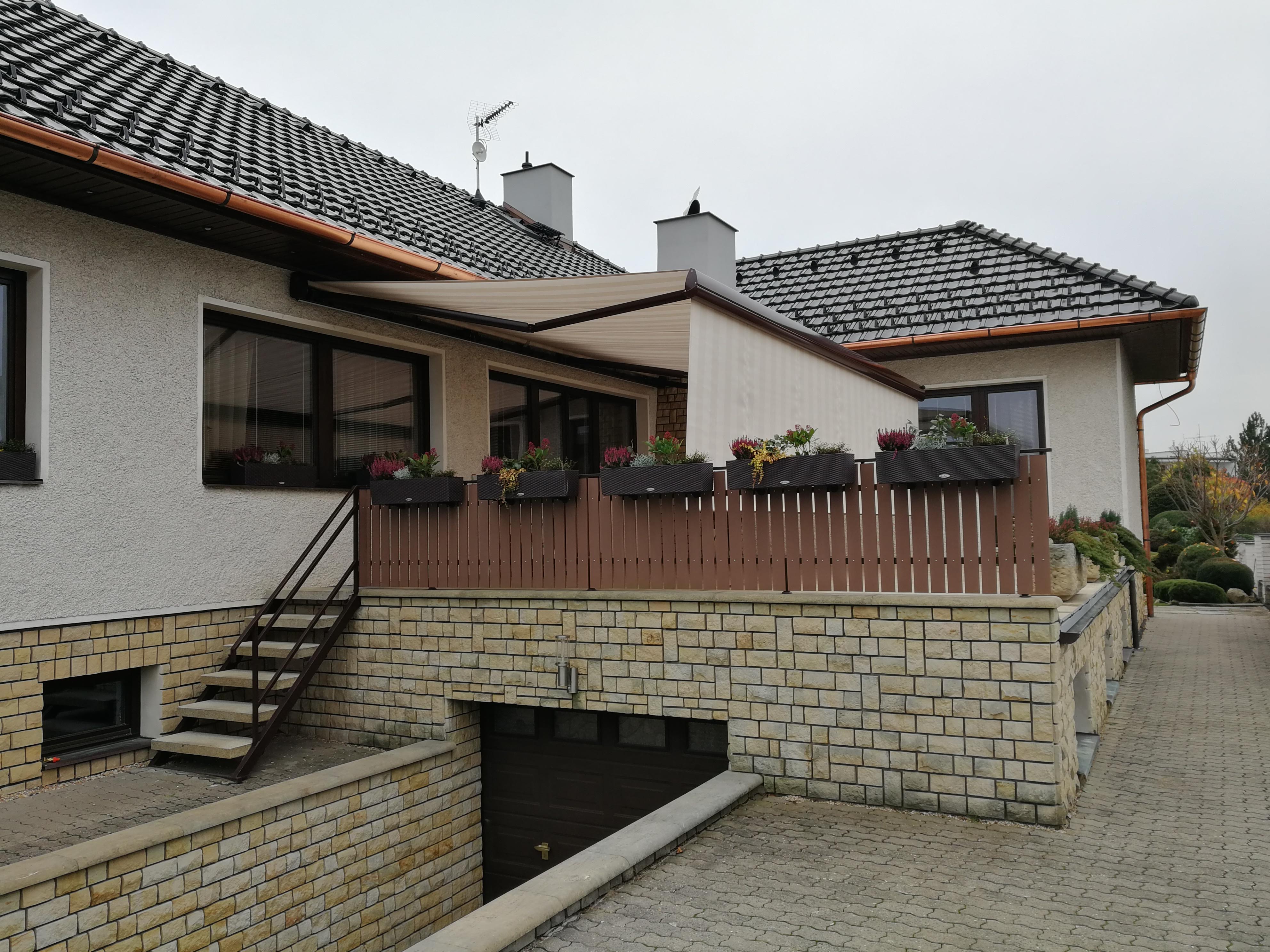 Kazetová markýza s výsuvným volánem  - VFtyp